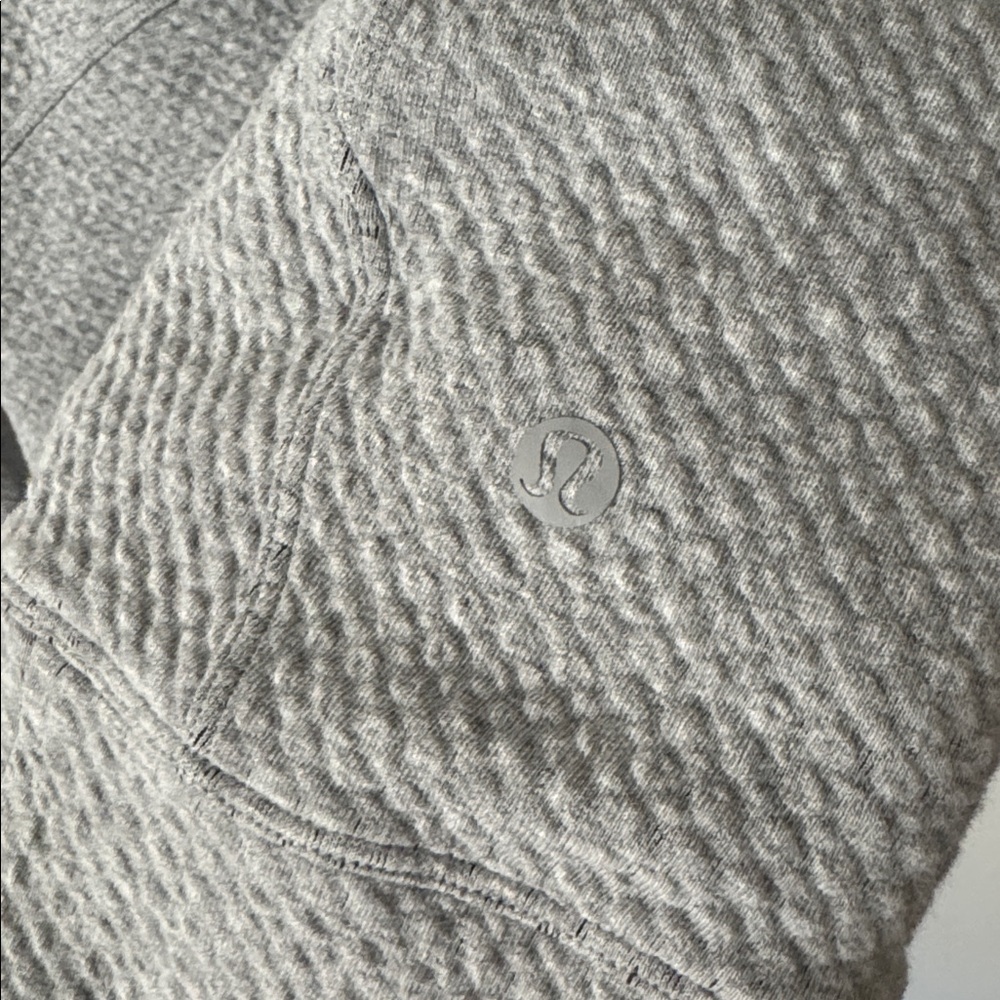 Lululemon 10 Catch A Moment Crew in Heathered Light Grey - Picture 5 of 9